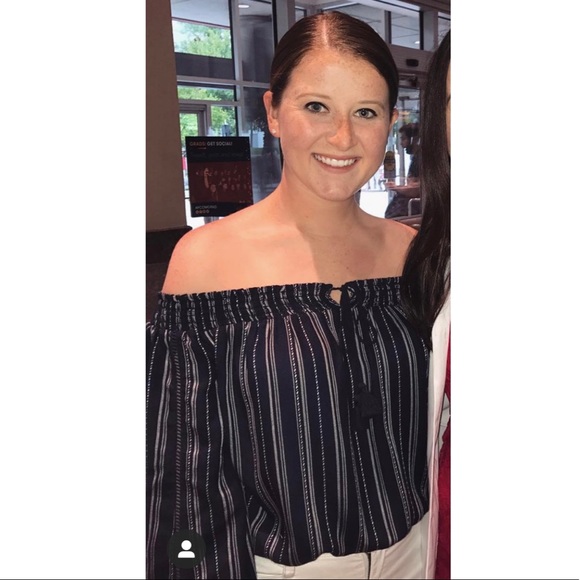 Target Across the Shoulder Top - Picture 6 of 6